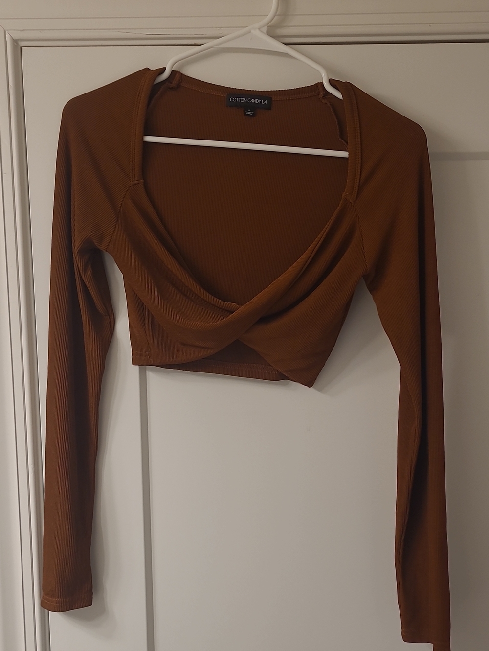 Cotton Candy Brown Long Sleeve Cropped Twist Front Top